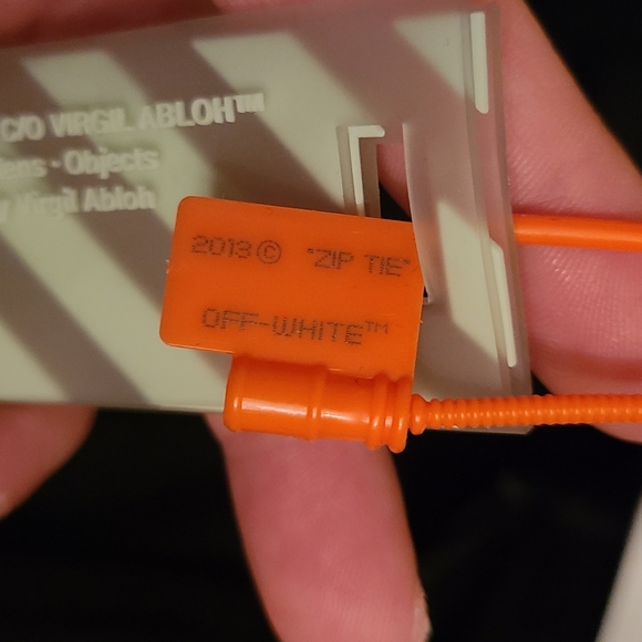 OFF-WHITE jeans - diagonal back leg - Picture 12 of 16